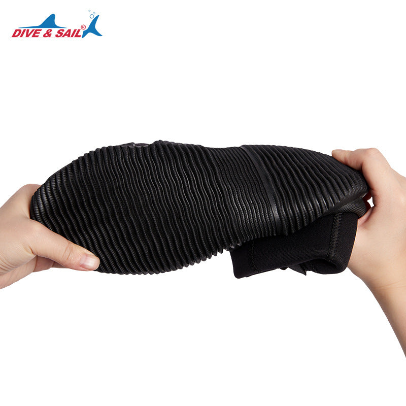 DIVE& SAIL 5MM Neoprene Dive Boots | High-Top Water Shoes for Surfing, Snorkeling & Beach | Anti-Slip Aqua Socks | D551178N