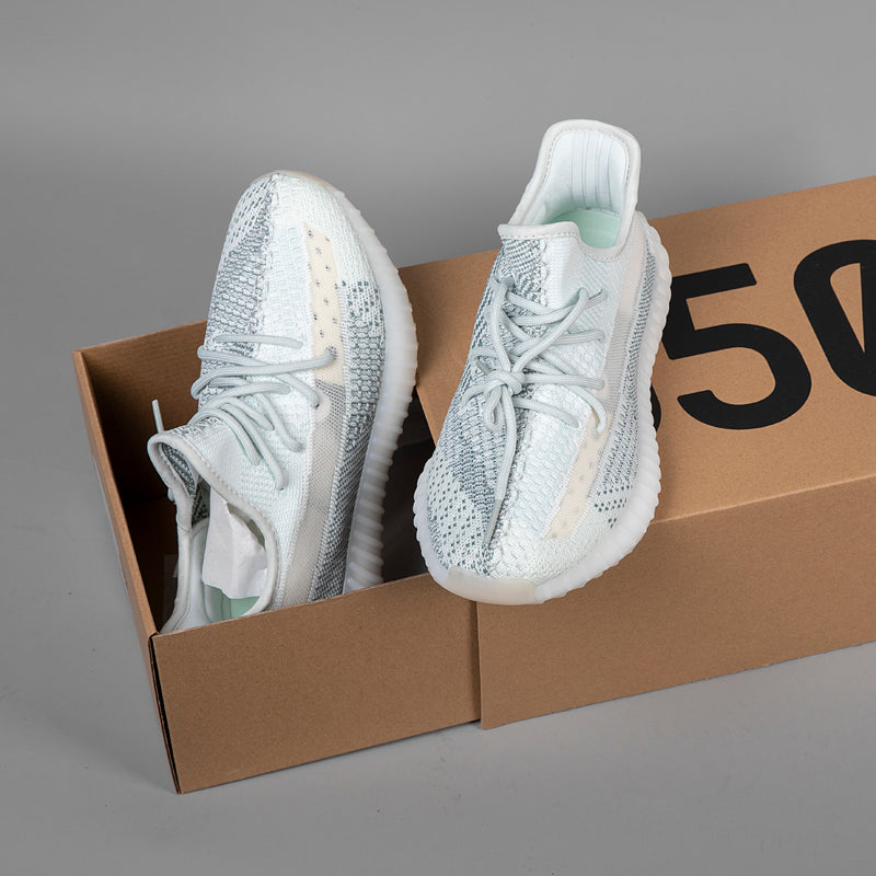 Unisex Premium Flyknit Running Shoes – All-Season Comfort Trainers | 350