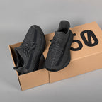 Unisex Premium Flyknit Running Shoes – All-Season Comfort Trainers | 350