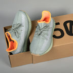 Unisex Premium Flyknit Running Shoes – All-Season Comfort Trainers | 350