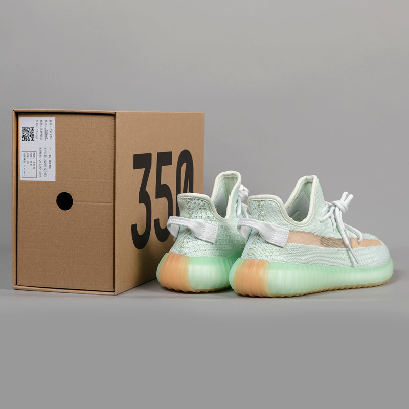 Unisex Premium Flyknit Running Shoes – All-Season Comfort Trainers | 350