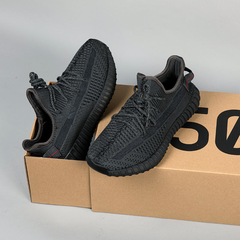 Unisex Premium Flyknit Running Shoes – All-Season Comfort Trainers | 350