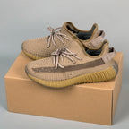 Unisex Premium Flyknit Running Shoes – All-Season Comfort Trainers | 350