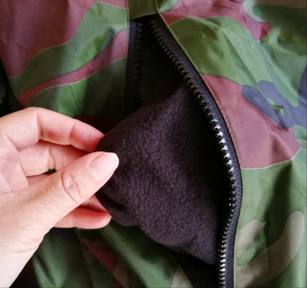 Regatta Dry Robe – Unisex All-Season Camo Hooded Waterproof Windproof Swim Parka with Towel Lining | BCM022