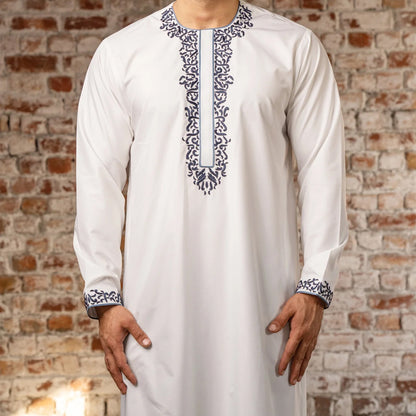 Men's Long-Sleeve Embroidered Arab Robe Traditional Ethnic Muslim Style Thobe | 84426