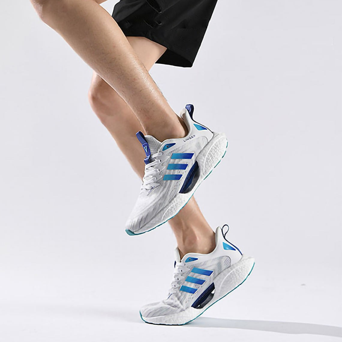 Men Breathable Casual Walking Style Mesh Running Football Basketball Sneaker | 5110