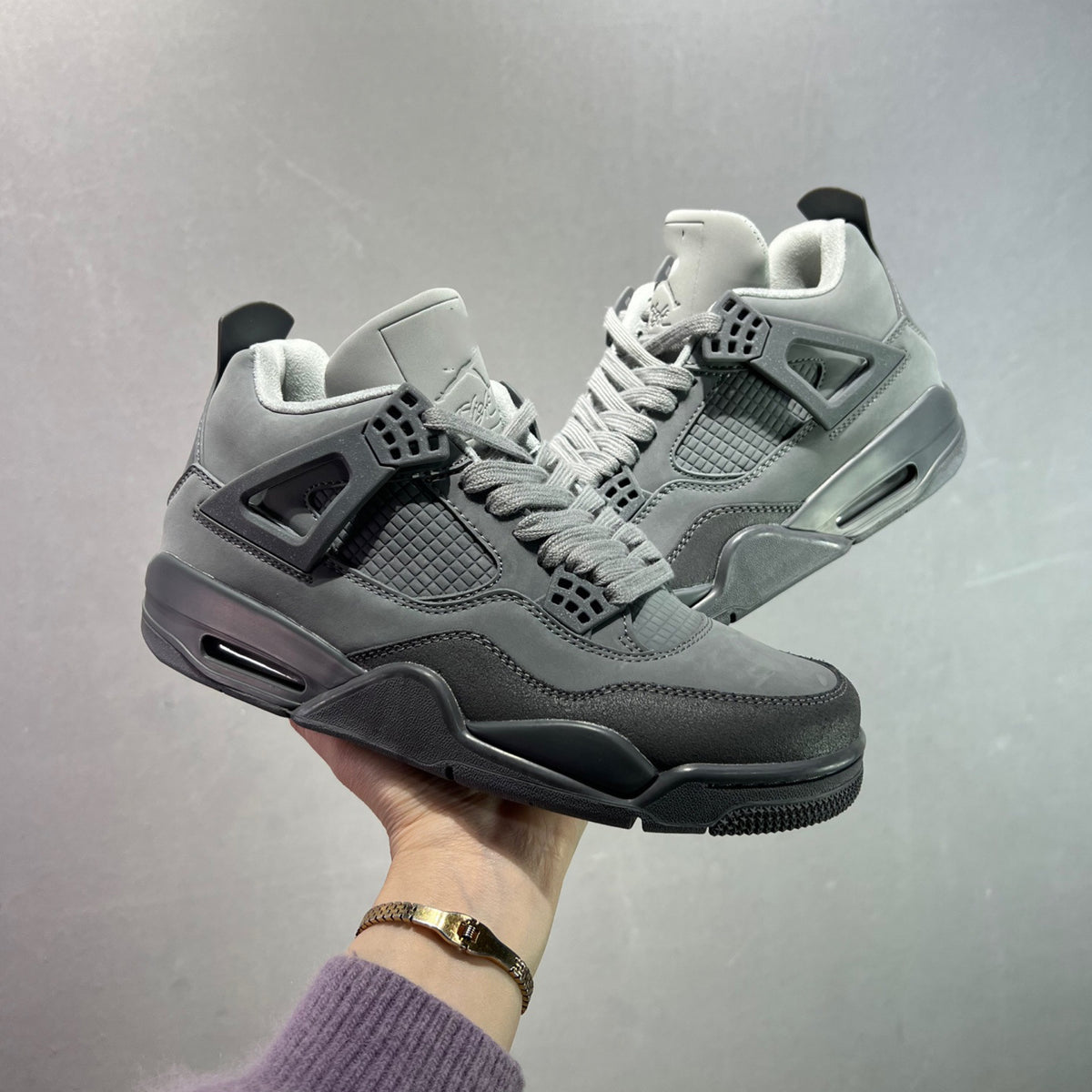 AJ4 Suede Grey High-Top Basketball Sneakers Unisex Cushioned Retro Trainers with Glow Sole & Toon Design