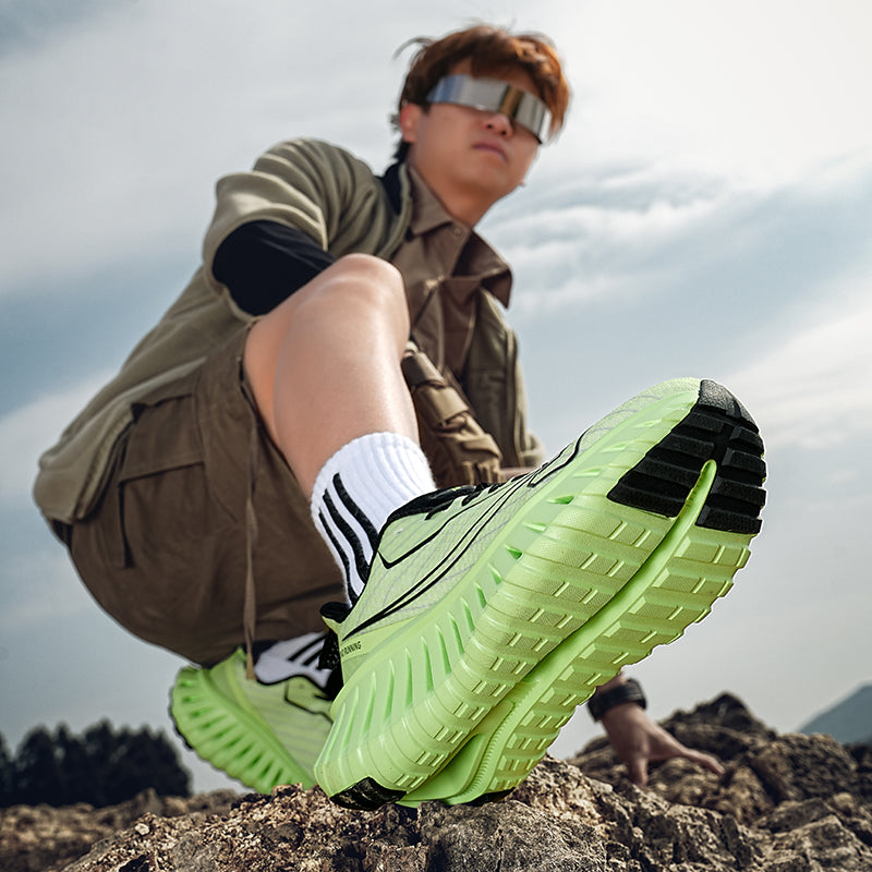 Carbon Plate Running Shoes for Men – Lightweight & Breathable with TPU Midsole Sneaker | A396