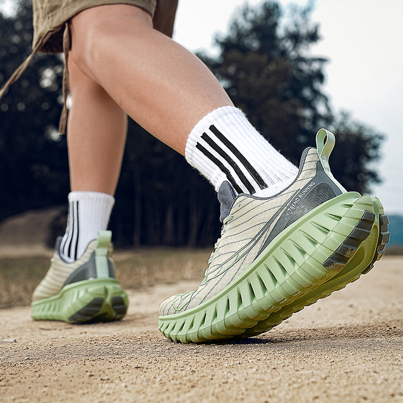 Carbon Plate Running Shoes for Men – Lightweight & Breathable with TPU Midsole Sneaker | A396