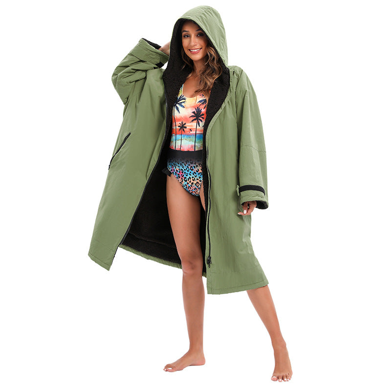 NEWAYSPORT Fleece-Lined Changing Poncho – Windproof Thermal Robe for Surfing & Diving | NEWAYSPORT